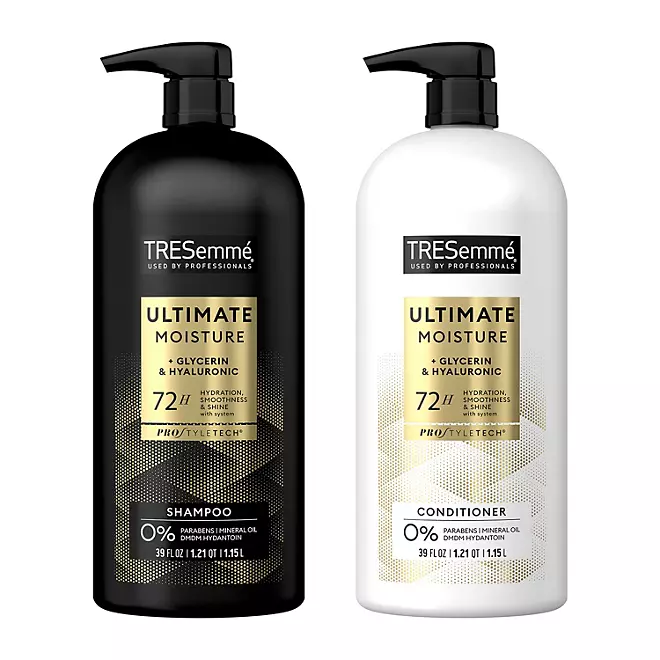 Bộ Dầu Gội và Dầu Xả Dưỡng Ẩm TRESemmé Ultimate Moisture Shampoo and Conditioner - 2 Chai X 1.15L