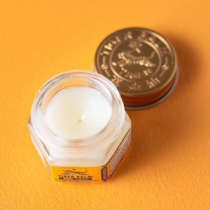 Dầu Cù Là Con Hổ Tiger Balm Ultra Strength 18g