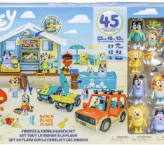 Set Đồ Chơi Kỳ Nghỉ Ở Biển Của Gia Đình Bluey Và Bạn Bè 